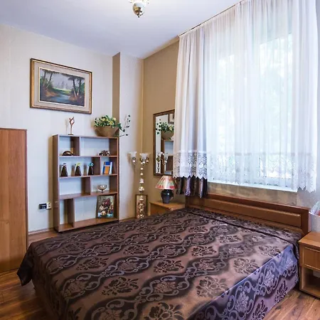 Apartment Exquisite Opera House Floor - Bulgarian Royal Heritage *